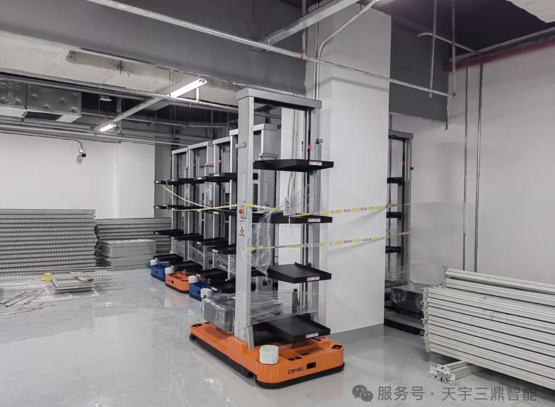 <b>《 2025 金年会科技 与时代同伐 与生长共进 勇猛领先 逐光前行》</b>